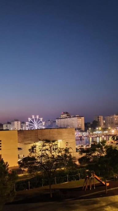 Piso En Playa De Gandia! Lägenhet Exteriör bild